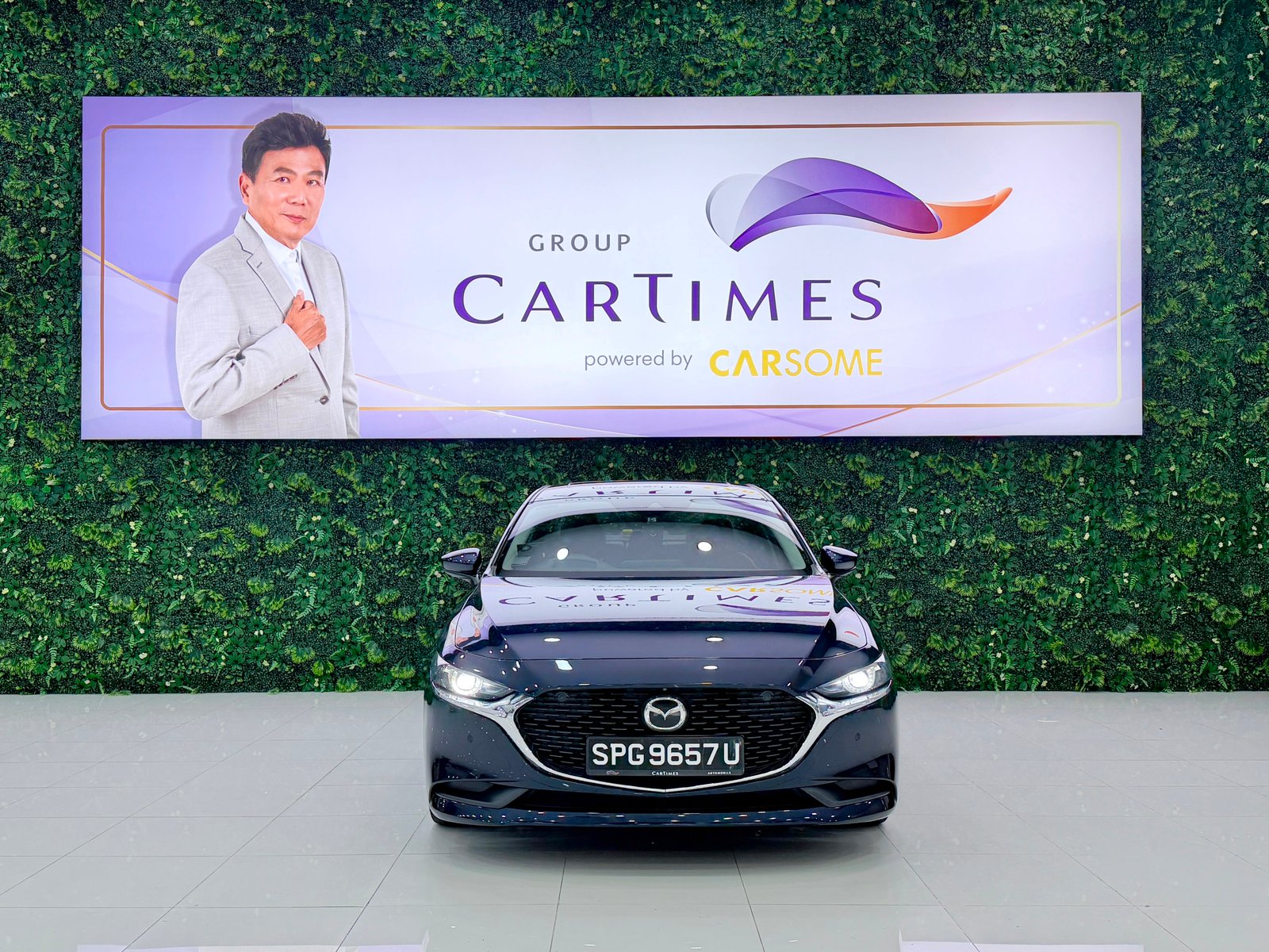Mazda 3 1.5 M Hybrid Elegance photo 3